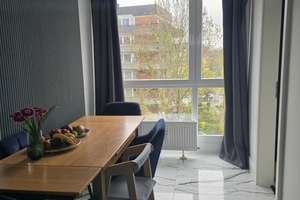 Modernes Penthouse mit Einbauküche und 2 Balkonen in Düsseldorf-Gerresheim – Die vollständige Adresse der Immobilie erhältst du vom Anbieter., 40625 Gerresheim, Düsseldorf – Vorschaubild 9
