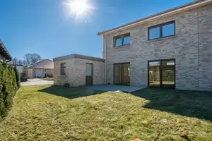 Moderne Doppelhaushälfte mit durchdachter Ausstattung und hoher Energieeffizienz in Schneverdingen – Heidekreis – Vorschaubild 10