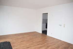 Singles aufgepasst! Komfortable 1-Zi-Dachgeschwohnung in zentraler, beliebter Lage von Friedrichsort – Friedrichsorter Straße 1, 24159 Friedrichsort, Kiel – Vorschaubild 18