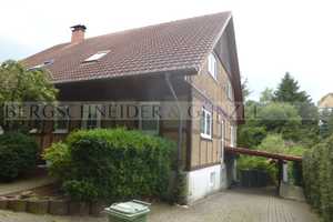 *Doppelhaushälfte mit Carport, Garten und Bach in Barntrup-Alverdissen * – Lippe (Kreis) – Vorschaubild 1