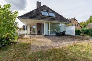 Großzügiges Architektenhaus mit schönem Grundstück – Die vollständige Adresse der Immobilie erhältst du vom Anbieter., 22147 Rahlstedt, Hamburg – Vorschaubild 5