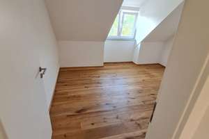 Gemütliche, neuwertige 2 ZKB Dachgeschoss mit Loggia – Die vollständige Adresse der Immobilie erhältst du vom Anbieter., 86609 Donauwörth – Vorschaubild 9