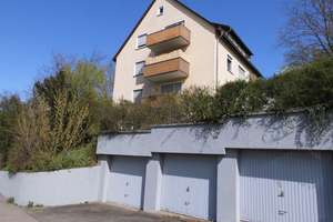 Stadthaus mit Charme, 7 Wohnungen und 4 Garagen