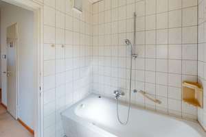 Großzügiges Wohnen im Frauenland – 5 Zimmer mit Loggia und Tiefgarage – Die vollständige Adresse der Immobilie erhältst du vom Anbieter., 97074 Frauenland, Würzburg – Vorschaubild 4