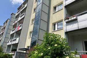 Balkon & Wanne // praktische 3-Zi.-Whg. // kurzfristiger Bezug möglich – Feuerbachstraße 4a, 1219 Leubnitz-Neuostra, Dresden – Vorschaubild 11