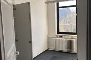 Geräumige Altbauvilla / Mitarbeiterhaus über 4 Etagen zentral in Schleswig – Die vollständige Adresse der Immobilie erhältst du vom Anbieter., 24837 Schleswig – Vorschaubild 18