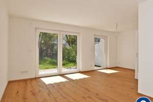 AIGNER - Kernsaniertes Reihenmittelhaus mit Garten und durchdachter Raumaufteilung – Die vollständige Adresse der Immobilie erhältst du vom Anbieter., 81827 Waldtrudering, München – Vorschaubild 1