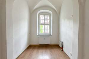 Moderne 2-Raum-Wohnung in Top-Lage von Schneeberg – Zobelplatz 4, 8289 Schneeberg – Vorschaubild 3