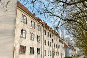 Nette Nachbarn gesucht - 2-Zimmer Wohnung ab sofort! – Pestalozzistr. 42, 27568 Mitte, Bremerhaven – Vorschaubild 1