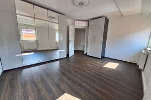 Property thumbnail 11