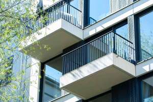 Architektur-Highlight am Mauerstreifen: Balkone, Sichtbeton, Privatsphäre & Weitblick – Die vollständige Adresse der Immobilie erhältst du vom Anbieter., 10435 Mitte (Ortsteil), Berlin – Vorschaubild 31
