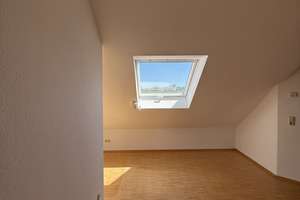 Ihr neues Zuhause: Gepflegte Maisonette mit Balkon, Garage & Top-Lage in Wiesbaden – Die vollständige Adresse der Immobilie erhältst du vom Anbieter., 65193 Nordost, Wiesbaden – Vorschaubild 18