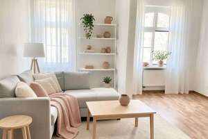 Schicke großzügige 2-Raum-Wohnung mit Balkon in Leipzig Sellerhausen-Stünz