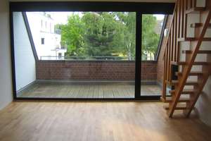 Helle gemütliche 2-Zimmer Maisonette-Wohnung mit Balkon in Rodenkirchener Bestlage – Adamstraße XX, 50996 Rodenkirchen (Ortsteil), Köln – Vorschaubild 1