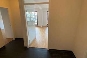 Exklusive 3-Zimmer-Wohnung mit Dachterrasse, TG-Stellplatz und EBK in Neuehrenfeld – Lukasstraße 16 A, 50823 Neuehrenfeld, Köln – Vorschaubild 5