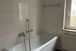 ***2 Zimmer-Wohnung mit Balkon, EBK inkl. Spülmaschine, Bad mit Wanne und Dusche!*** – 9131 Ebersdorf, Chemnitz – Vorschaubild 8
