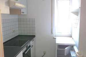Sonnige 2-Zimmer-Wohnung mit Balkon und EBK in Regensburg – Die vollständige Adresse der Immobilie erhältst du vom Anbieter., 93049 Westenviertel, Regensburg – Vorschaubild 6