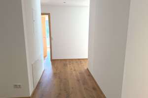 Exklusive 4-Zimmer Wohnung mit EBK + TG-Stpl. im Freiburg Osten – Die vollständige Adresse der Immobilie erhältst du vom Anbieter., 79117 Kappel, Freiburg im Breisgau – Vorschaubild 19
