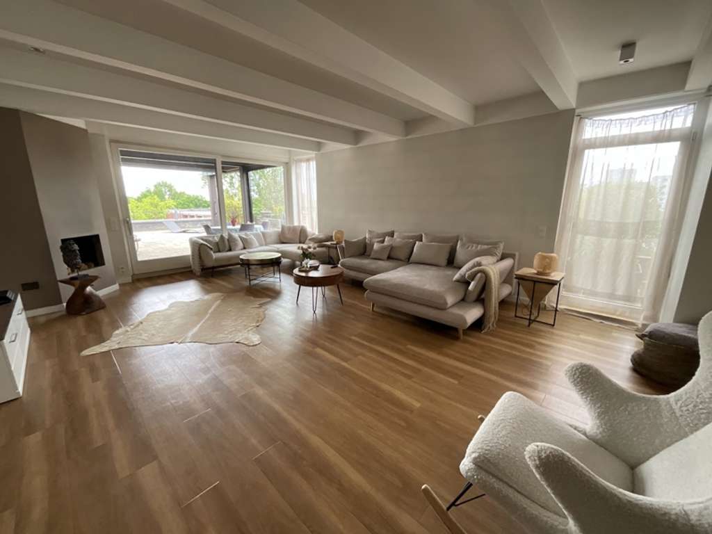 Wunderschöne Penthouse-Wohnung mit großer Dachterrasse in Braunschweig