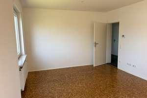 Gepflegte, 3-Zi.-Whg. mit Balkon und Garage in Friedrichshafen – Weidenring 66, 88046 Friedrichshafen – Vorschaubild 4