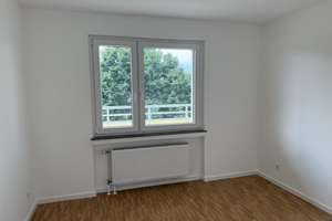 3-Zimmer-Wohnung mit Balkon in Hagen-Emst – Gerhart-Hauptmann-Straße 6, 58093 Emst, Hagen – Vorschaubild 3