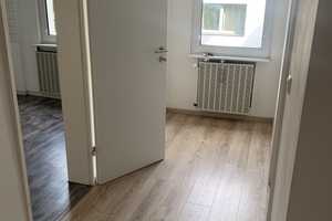 Attraktive und vollständig renovierte 2-Raum-Wohnung mit gehobener Innenausstattung in Wuppertal – Wittensteinstraße 45, 42285 Wuppertal – Vorschaubild 4