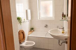 Großzügige 3-Zimmer Wohnung im 1. OG in Stuttgart-Süd | 68 m² – Schreiberstraße 30, 70199 Heslach, Stuttgart – Vorschaubild 3