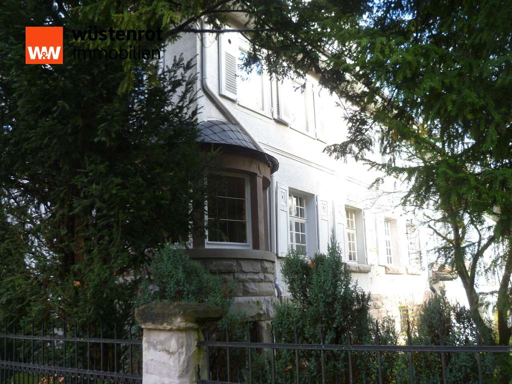 Immobilie in Sulz am Neckar - Denkmalgeschützte Stadtvilla - Bild 2