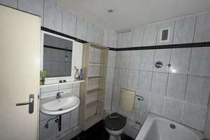 Vermietete, große 5-Zimmer Wohnung in Oberhausen – Preußenstraße 1, 46149 Schwarze Heide, Oberhausen – Vorschaubild 7