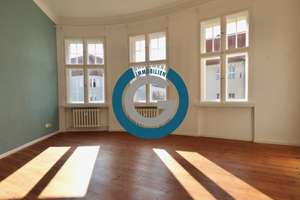 BEGEHRTER ALTBAU-CHARME - BELIEBTE  LAGE NAHE LIETZENSEE - HOLZDIELEN, FISCHGRÄTENOPTIK & STUCK