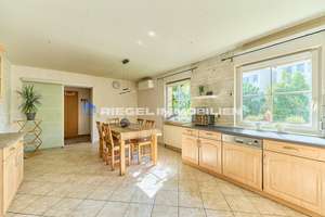 Sie hier? Wir auch! Gepflegter Bungalow mit Garage und 3 Carports auf einem 808,00 m² gr. Grundstück – 67065 Mundenheim, Ludwigshafen am Rhein – Vorschaubild 10