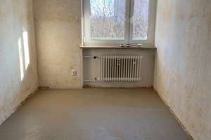 Sonnige 3 Zimmer- Eigentumswohnung mit großer Loggia ... – Die vollständige Adresse der Immobilie erhältst du vom Anbieter., 90471 Langwasser Nordwest, Nürnberg – Vorschaubild 10