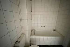 Gepflegte 3-Zimmer-Wohnung in beliebter Lage mit Ausblick – Karl-Esser-Str. 1, 93049 Westenviertel, Regensburg – Vorschaubild 10