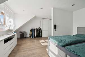 Modernisiertes Einfamilienhaus mit großzügigem Garten und zwei Garagenstellplätzen – Die vollständige Adresse der Immobilie erhältst du vom Anbieter., 70378 Steinhaldenfeld, Stuttgart – Vorschaubild 7