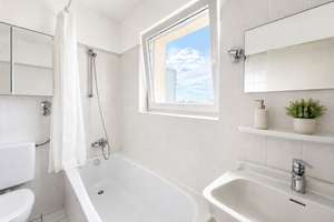 Penthouse-Highlight nahe Schweizer Platz mit sonniger Dachterrasse & Skylineblick – 60596 Sachsenhausen-Nord, Frankfurt am Main – Vorschaubild 5
