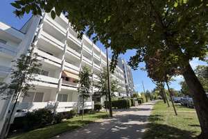Sonniges 1-Zimmer-Apartment - möbliert, frisch saniert und bezugsfertig inkl. EBK! – 93047 Kumpfmühl-Ziegetsdorf-Neuprüll, Regensburg – Vorschaubild 2