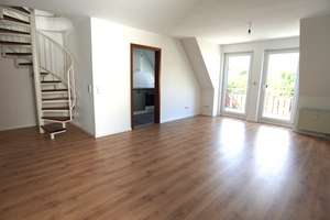 Helle 3 Zimmer Maisonette-Wohnung – sofort bezugsfertig & Provisionsfrei in Freiberg am Neckar