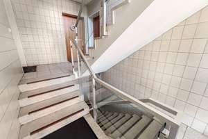 GUT VERMIETETES PENTHOUSE MIT DACHTERRASSE IN TOPLAGE ANGRENZEND ZU WELLINGSBÜTTEL – Die vollständige Adresse der Immobilie erhältst du vom Anbieter., 22391 Poppenbüttel, Hamburg – Vorschaubild 10