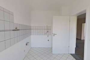 Große 3,5-Zimmer-Wohnung mit BALKON und 2 Bädern in ruhiger Wohnlage im Kölner Norden – Haselnußweg 11, 50767 Heimersdorf, Köln – Vorschaubild 8
