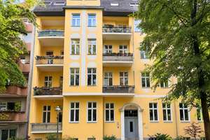 Gelegenheit! Stilvolle 1,5-Zimmer-Altbauwohnung Tempelhof – Schönburgstrasse 9, 12103 Tempelhof, Berlin – Vorschaubild 1