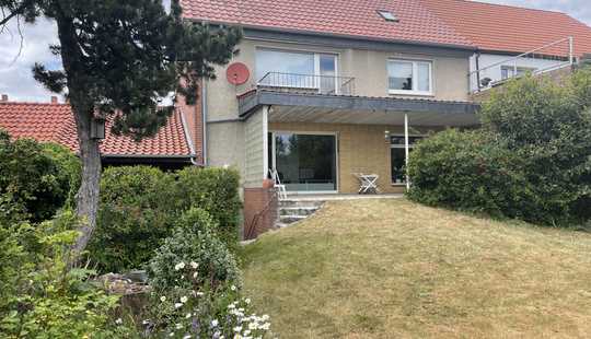 Bild von Viel Platz für Ihre Familie – Einfamilienhaus mit Einliegerwohnung, Garten und Garage