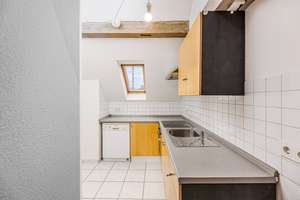 Offenes Wohnen im Kurpark – lichtdurchflutete  2,5-Zimmer-Dachwohnung mit Loftcharakter – Die vollständige Adresse der Immobilie erhältst du vom Anbieter., 70372 Kurpark, Stuttgart – Vorschaubild 5