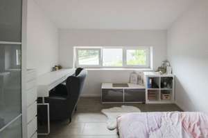 Neuwertiges exklusives Haus mit Garten in Lauterhofen – Die vollständige Adresse der Immobilie erhältst du vom Anbieter., 92283 Lauterhofen – Vorschaubild 13