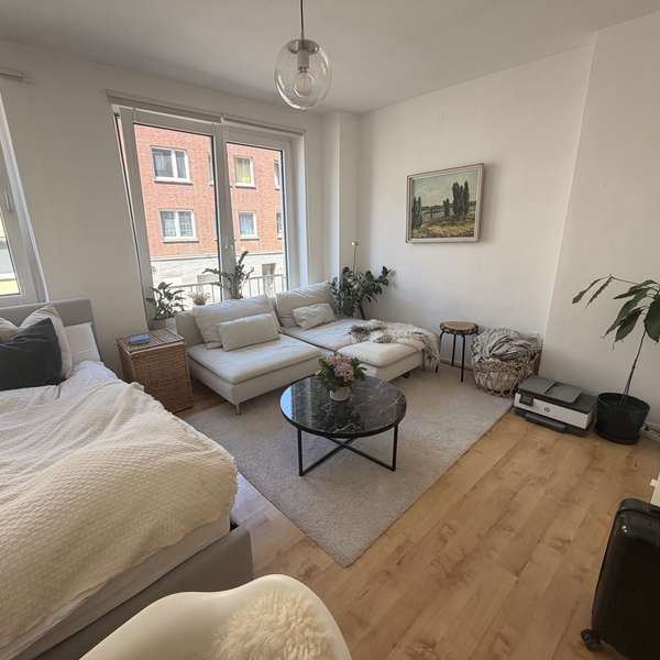 *** gepflegte 1-Zimmer-Wohnung - mit grüner Gemeinschaftsterrasse - in Aachen-Burtscheid ***