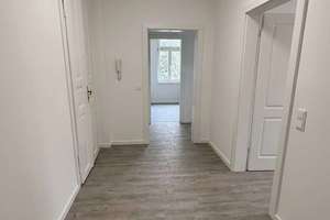 First Move-In: Dein neues Upgrade - fresh saniert mit eigenem Parkplatz – Hubertusstraße 32, 1129 Pieschen-Nord/Trachenberge, Dresden – Vorschaubild 4