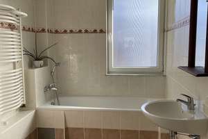 Gemütliches Reihenhaus mit schönem Garten, Werkkeller, Partyraum und großem Dachstudio  – Die vollständige Adresse der Immobilie erhältst du vom Anbieter., 51107 Ostheim, Köln – Vorschaubild 16
