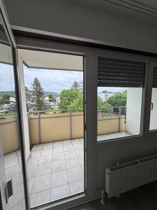 Alltagstaugliche 1,5-Zimmer-Wohnung in Leonberg mit Balkon und neuem Bad