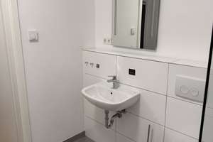 Moderne 2-Zimmer Wohnung mit Einbauküche und Balkon in Mönchengladbach – Sittardstraße 36, 41061 Gladbach, Mönchengladbach – Vorschaubild 7