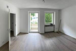 Viel Platz für den Alltag in dieser 5-Zimmer-Wohnung in Hagen – Bergstrasse 31, 58095 Mittelstadt, Hagen – Vorschaubild 1
