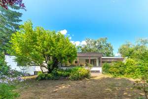 Bad Wilhelmshöhe: Großzügiger Bungalow am Bergpark – Die vollständige Adresse der Immobilie erhältst du vom Anbieter., 34131 Bad Wilhelmshöhe, Kassel – Vorschaubild 2